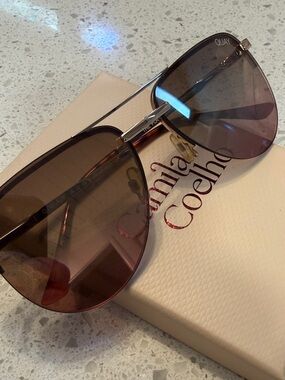 Quay Australia Aviator Sunglasses - Brown Gradient Lenses
